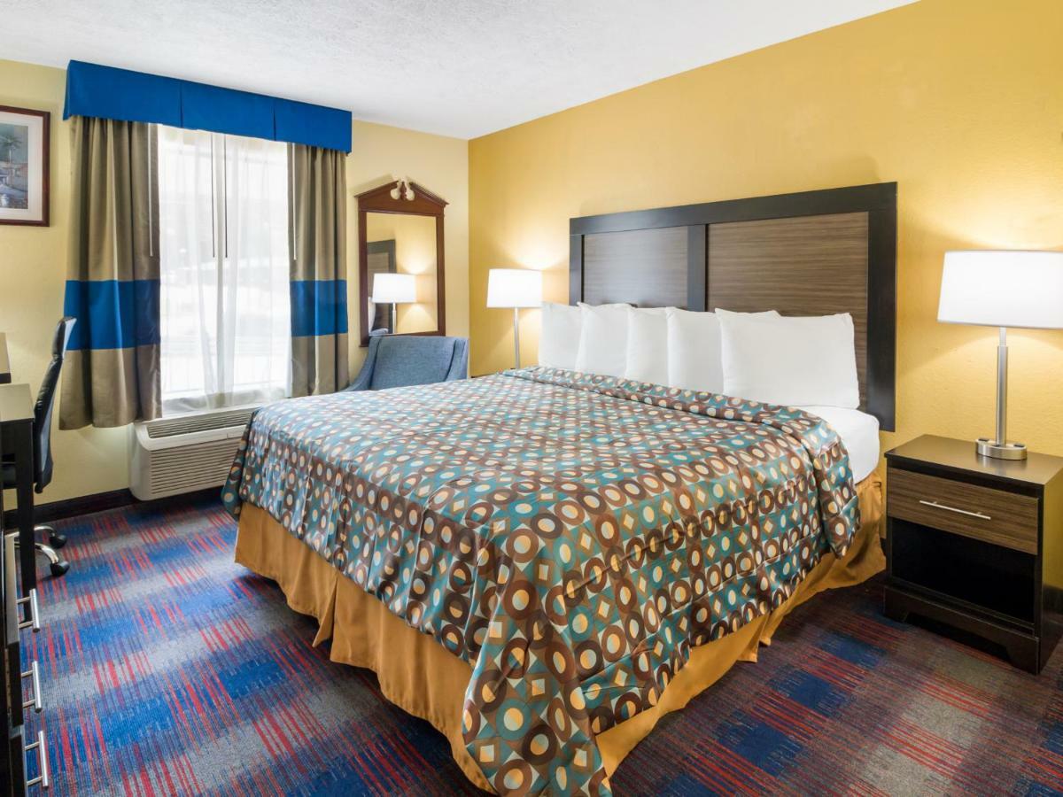Americas Best Value Inn - Clayton Esterno foto